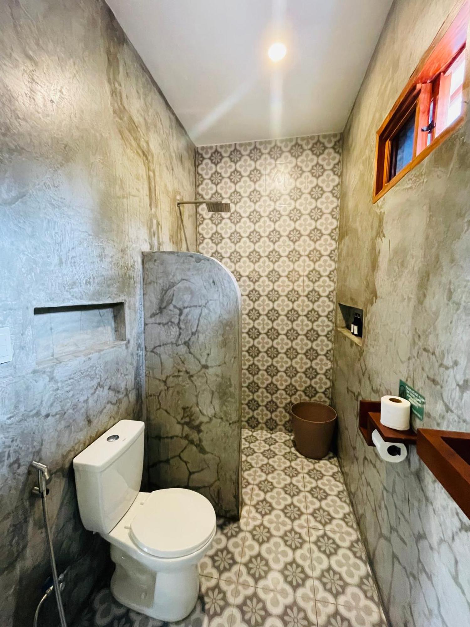 Maayong Hostel (Adults Only) Моалбоал Екстериор снимка