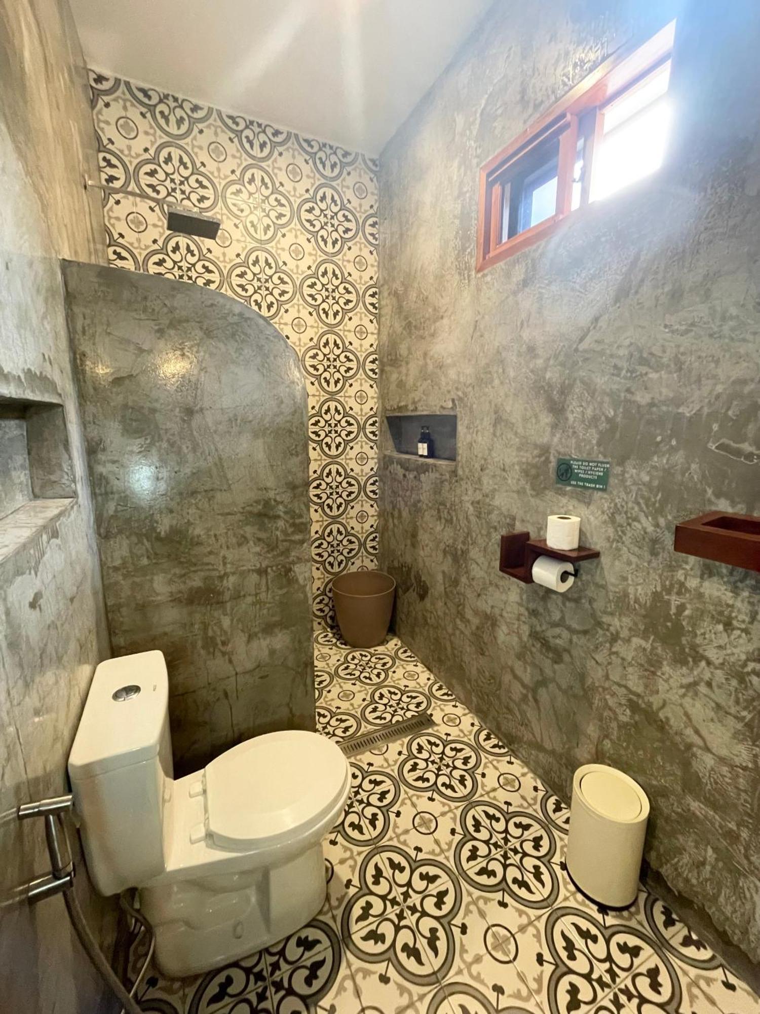 Maayong Hostel (Adults Only) Моалбоал Екстериор снимка