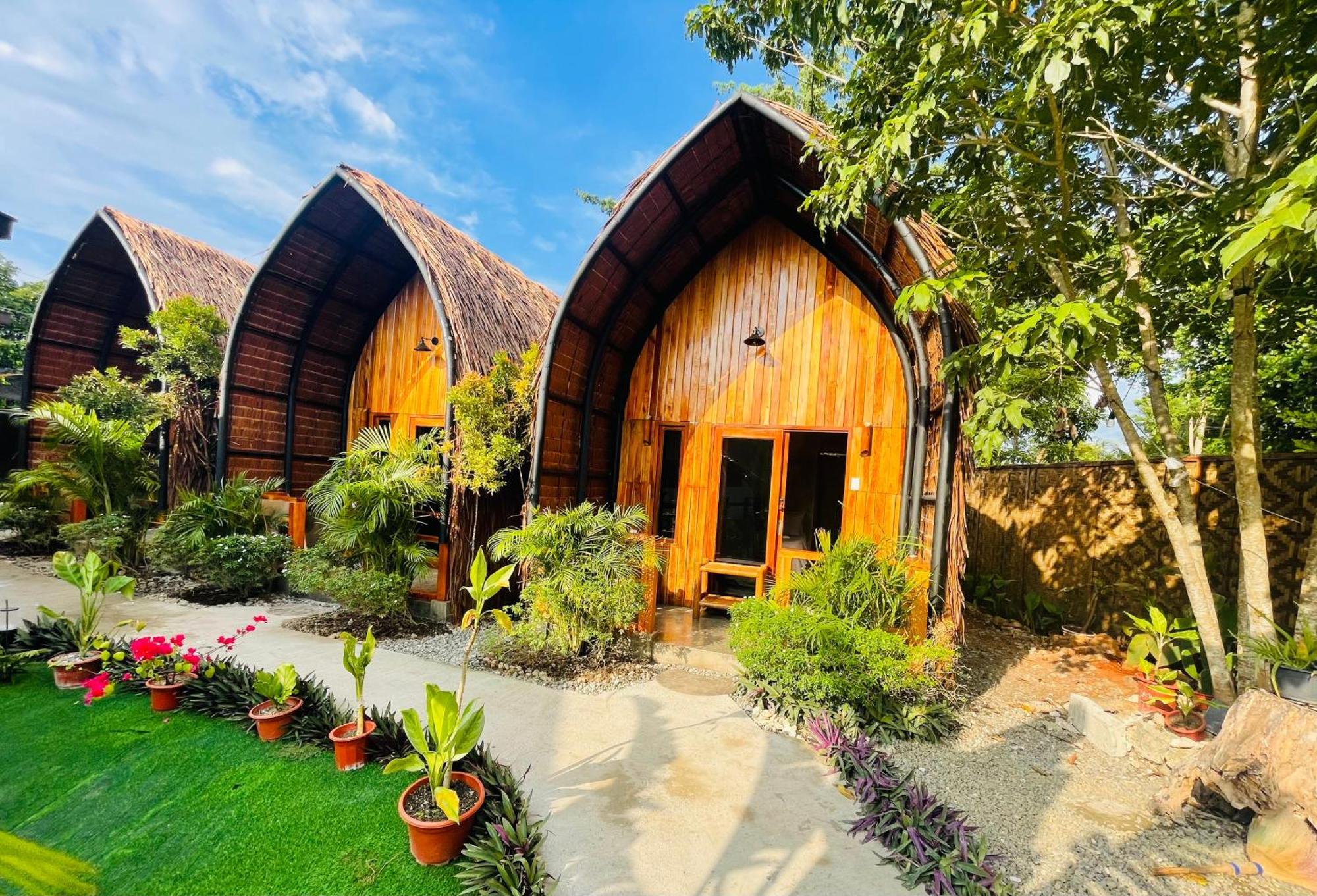 Maayong Hostel (Adults Only) Моалбоал Екстериор снимка