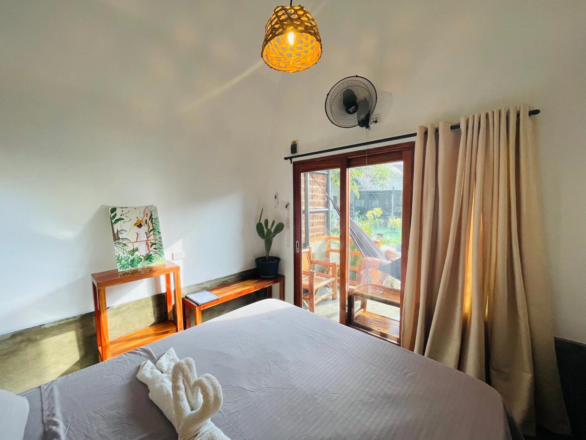 Maayong Hostel (Adults Only) Моалбоал Екстериор снимка